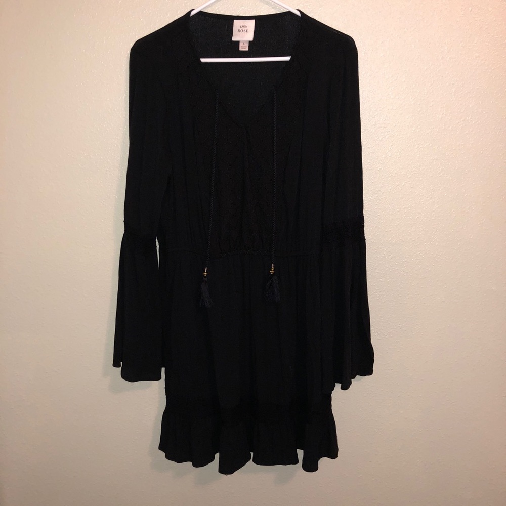 black long sleeve dress